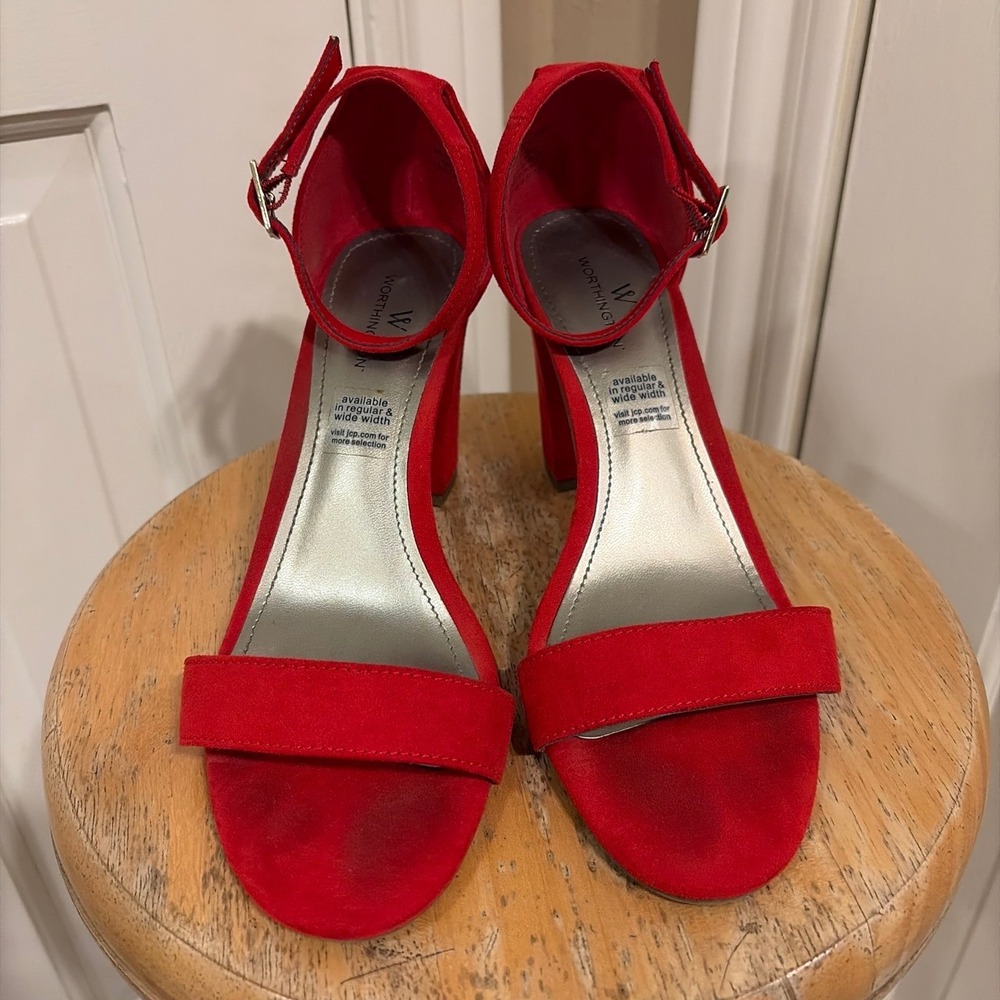 Worthington Womens Beckwith Block Heel Sandal Red 7.5 Faux Suede Ankle Strap